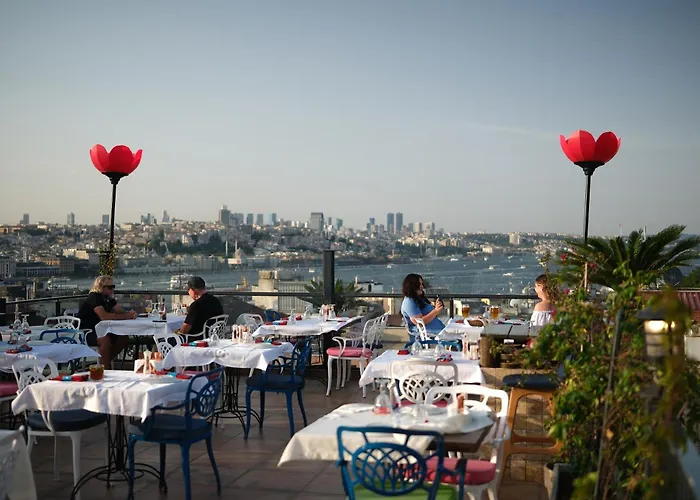 Raymond Blue Hotel